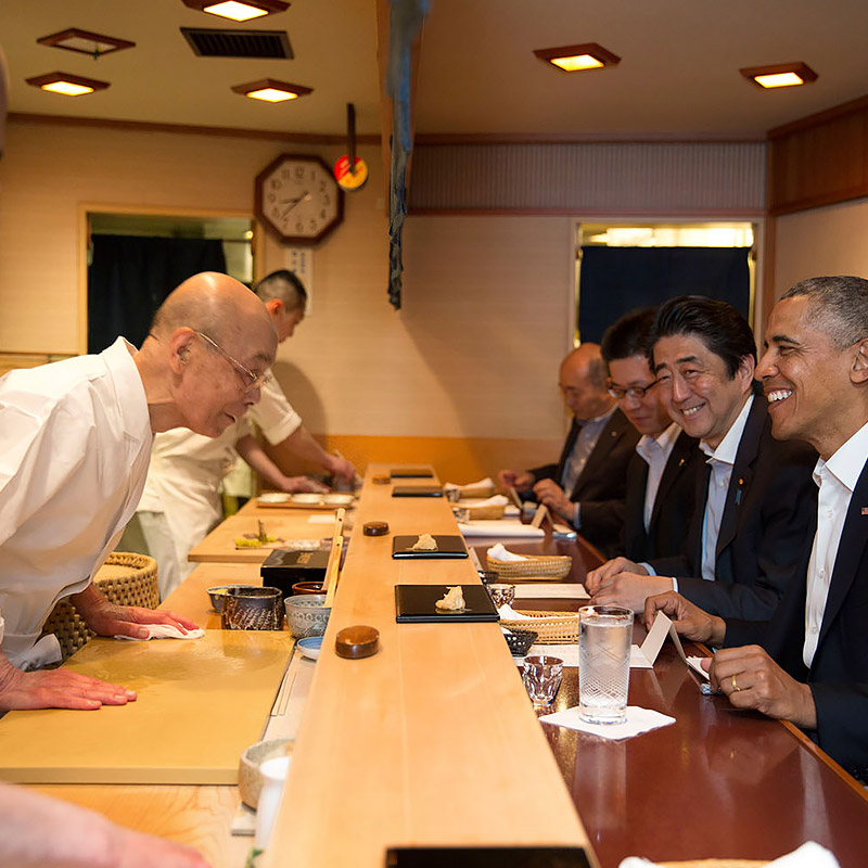Jiro Ono con el Primer Ministro de Japón Shinzo Abe y el Presidente de EEUU Barack Obama